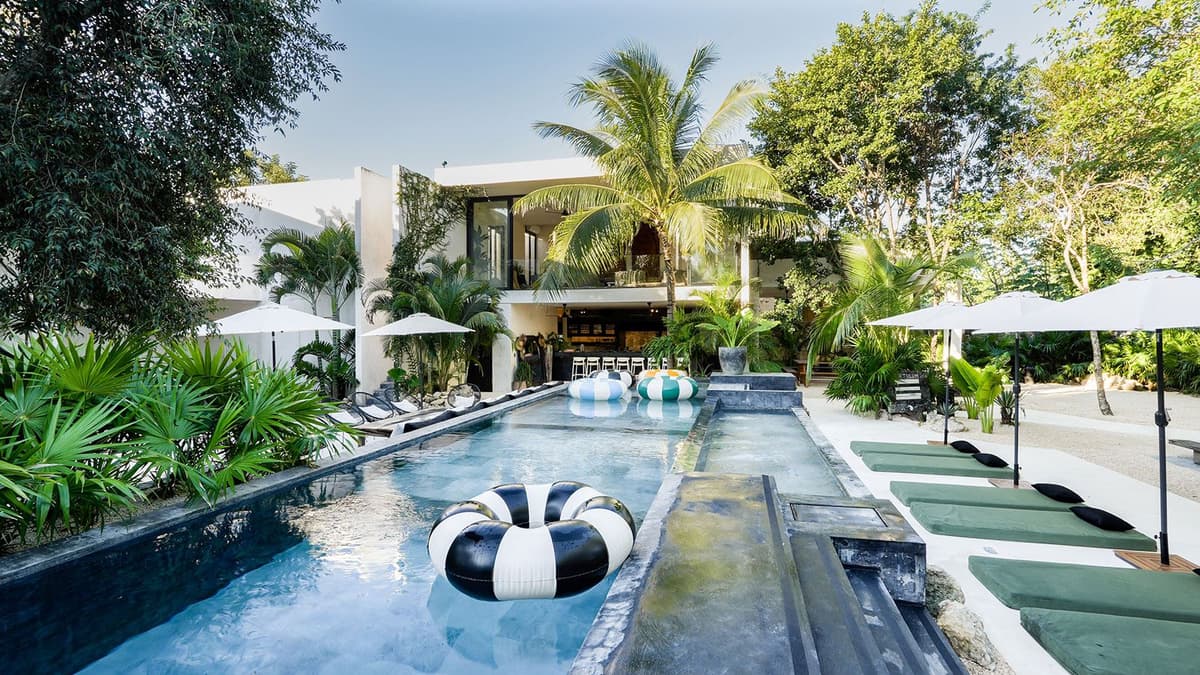 Chateau Sixteen — luxury villa photo 1