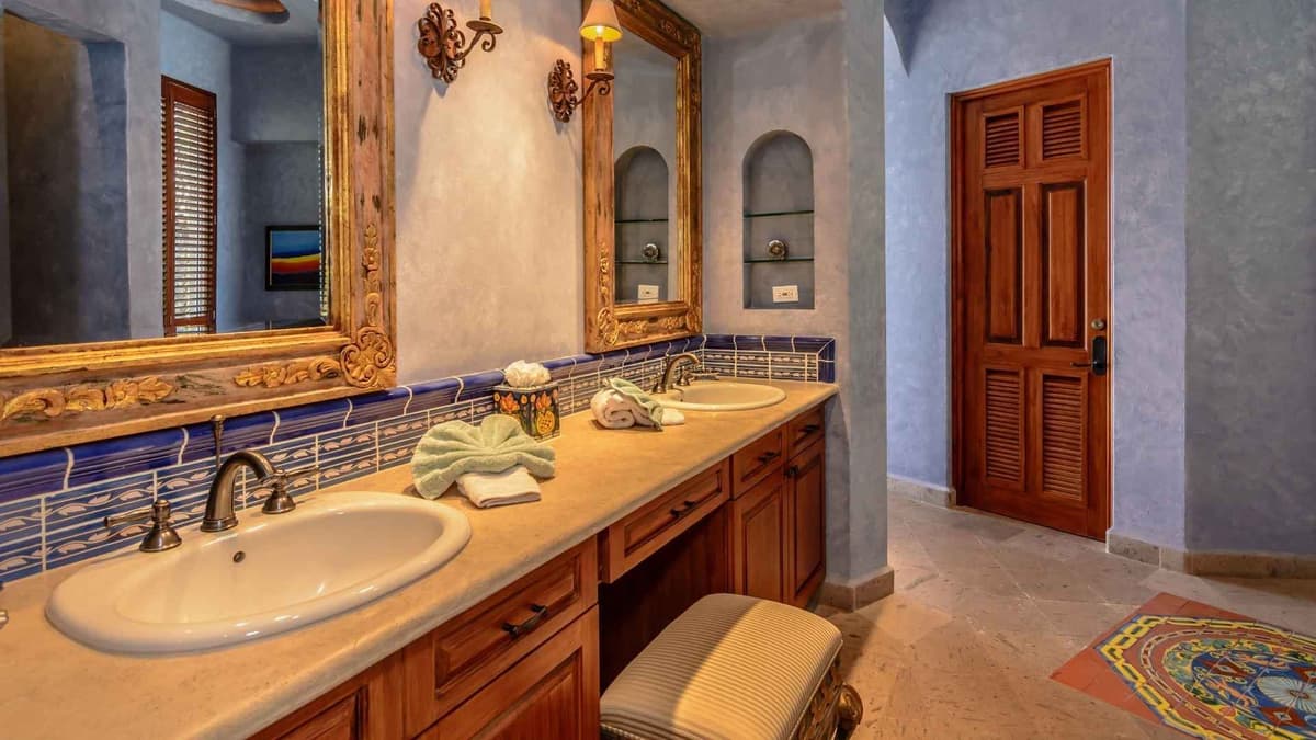 Villa Costa Dorada — luxury villa photo 27