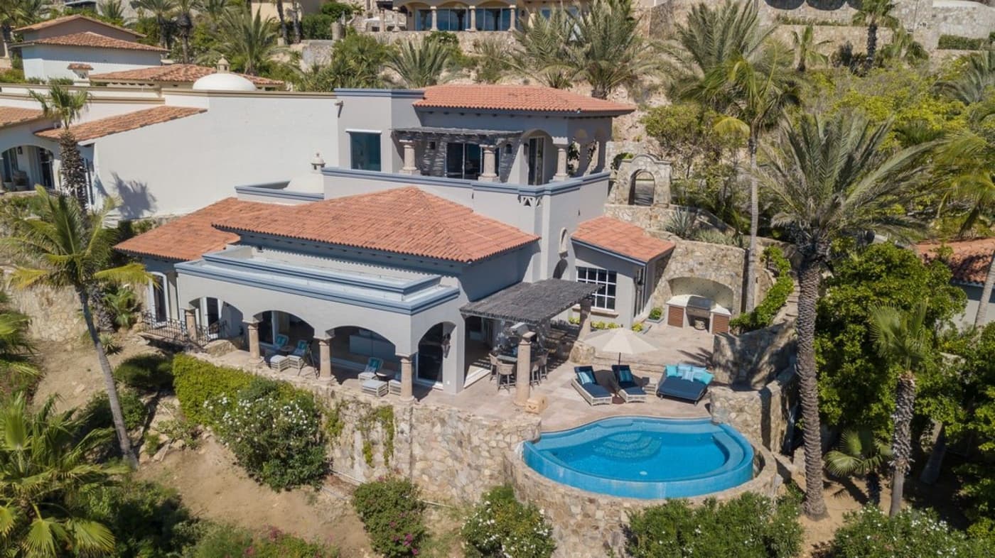 Villa Mariposa — luxury villa photo 44