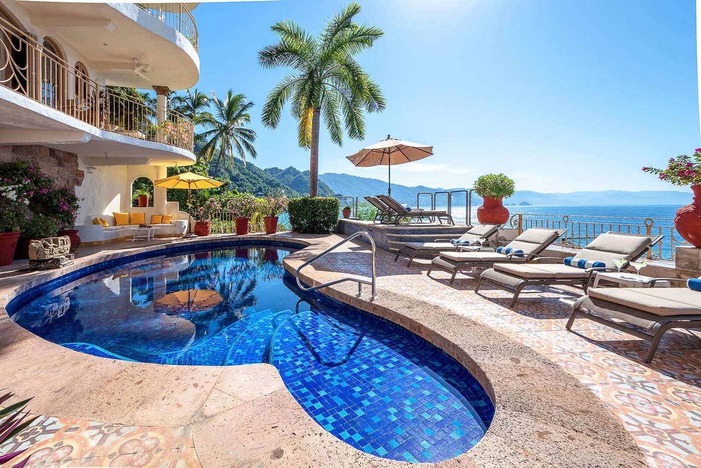 Casa Buena Vida — luxury villa photo 2