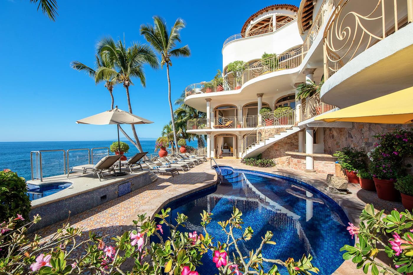 Casa Buena Vida — luxury villa photo 1