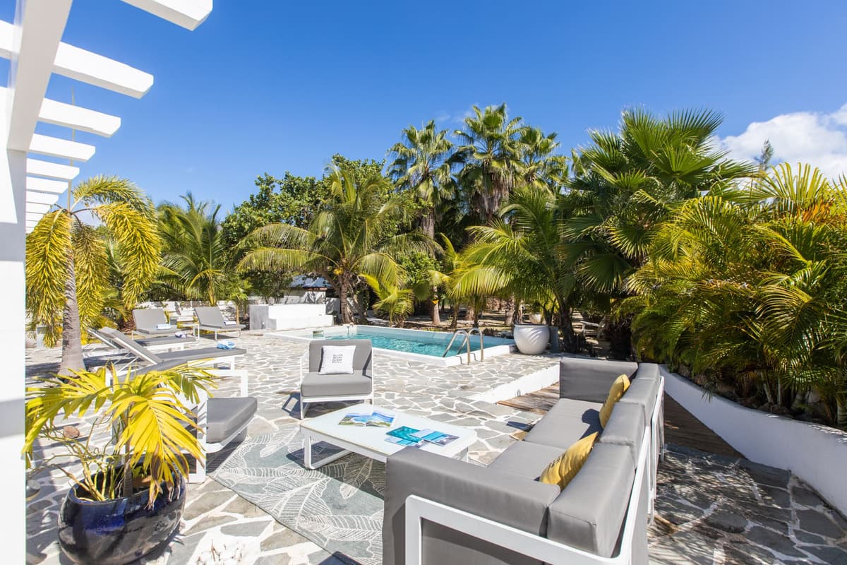 Villa Beach Cottage — luxury villa photo 1