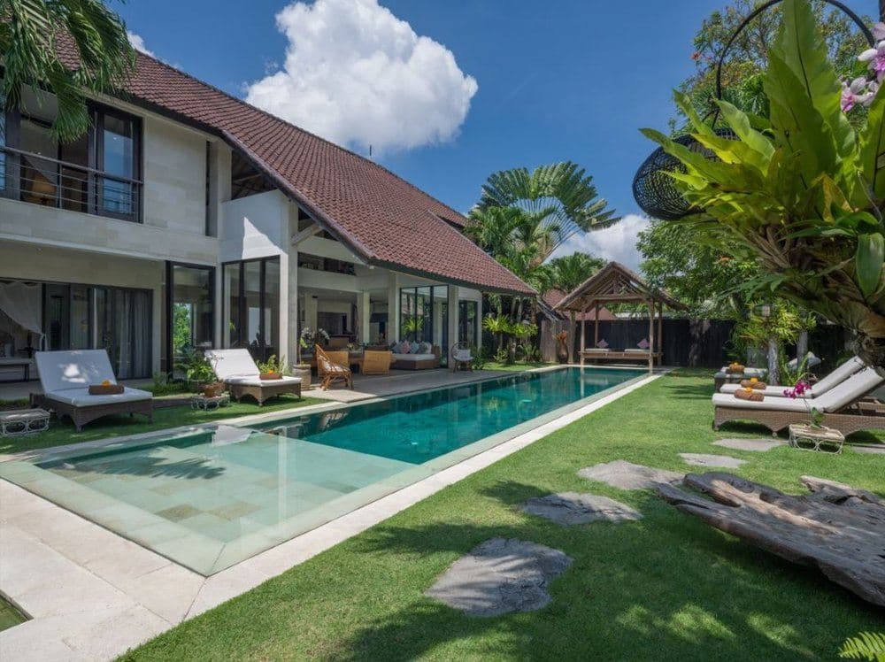 Villa Kadek — luxury villa photo 24