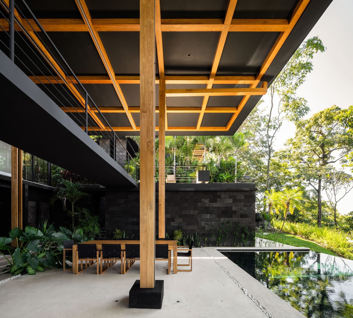 Magna Pacific Villas — luxury villa photo 3