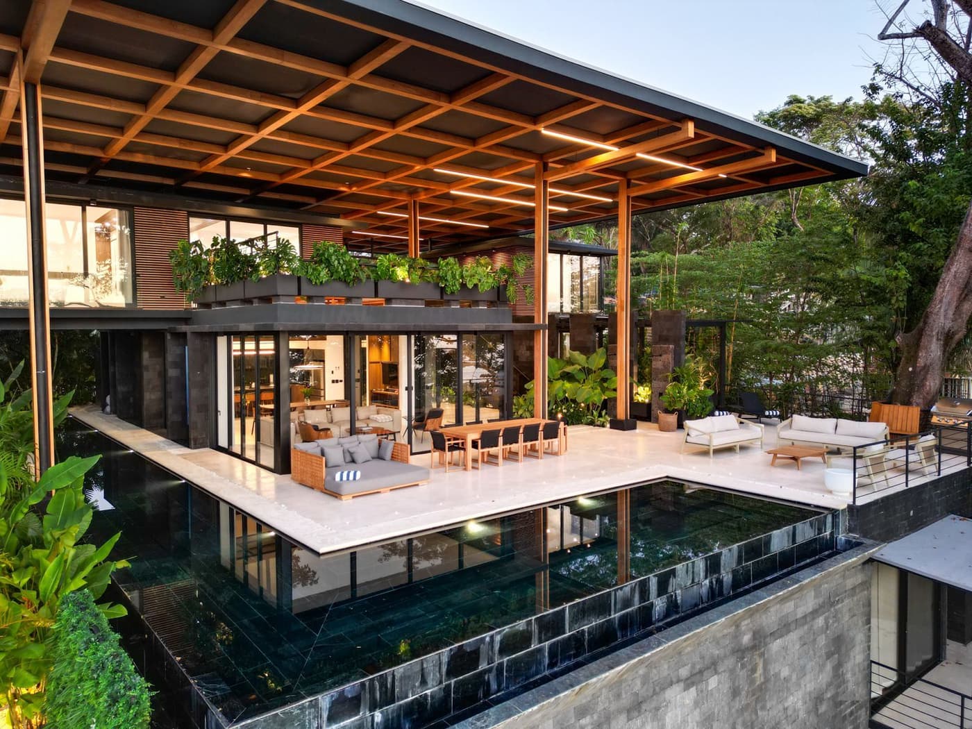 Magna Pacific Villas — luxury villa photo 120