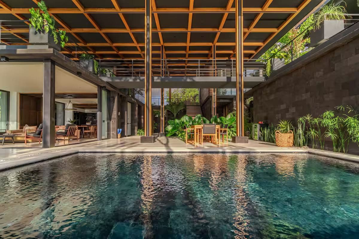 Magna Pacific Villas — luxury villa photo 1