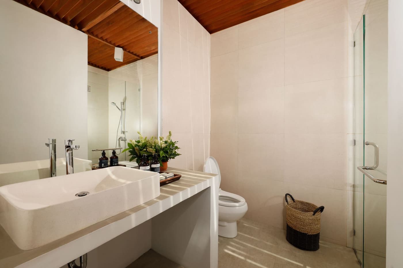 Villa Omegia 5BDR — luxury villa photo 2
