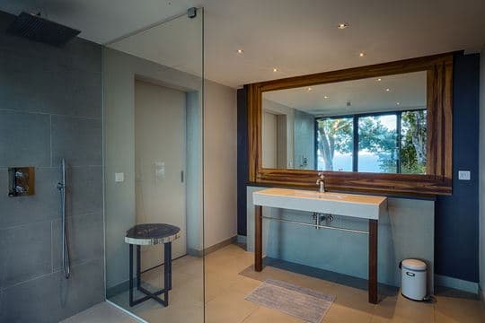 Villa Moh — luxury villa photo 1