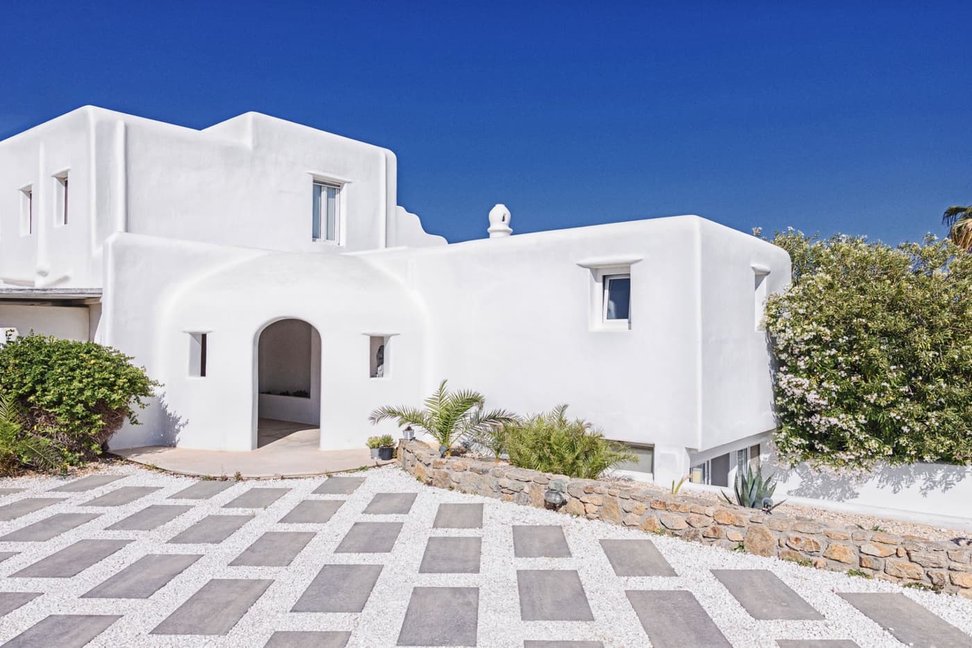Vibhu Estate — luxury villa photo 1