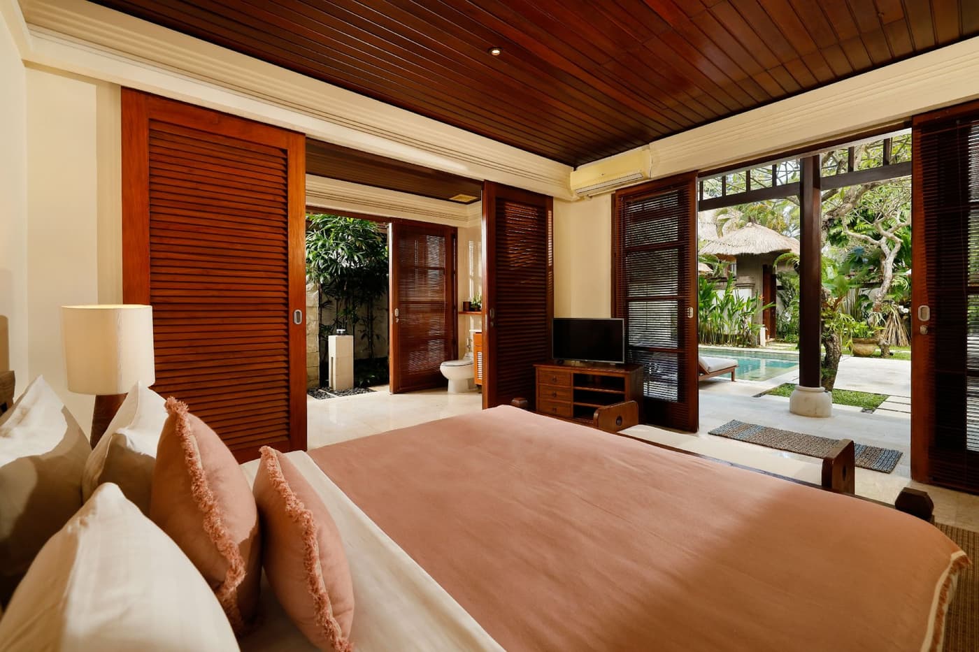 Villa Nayra — luxury villa photo 3