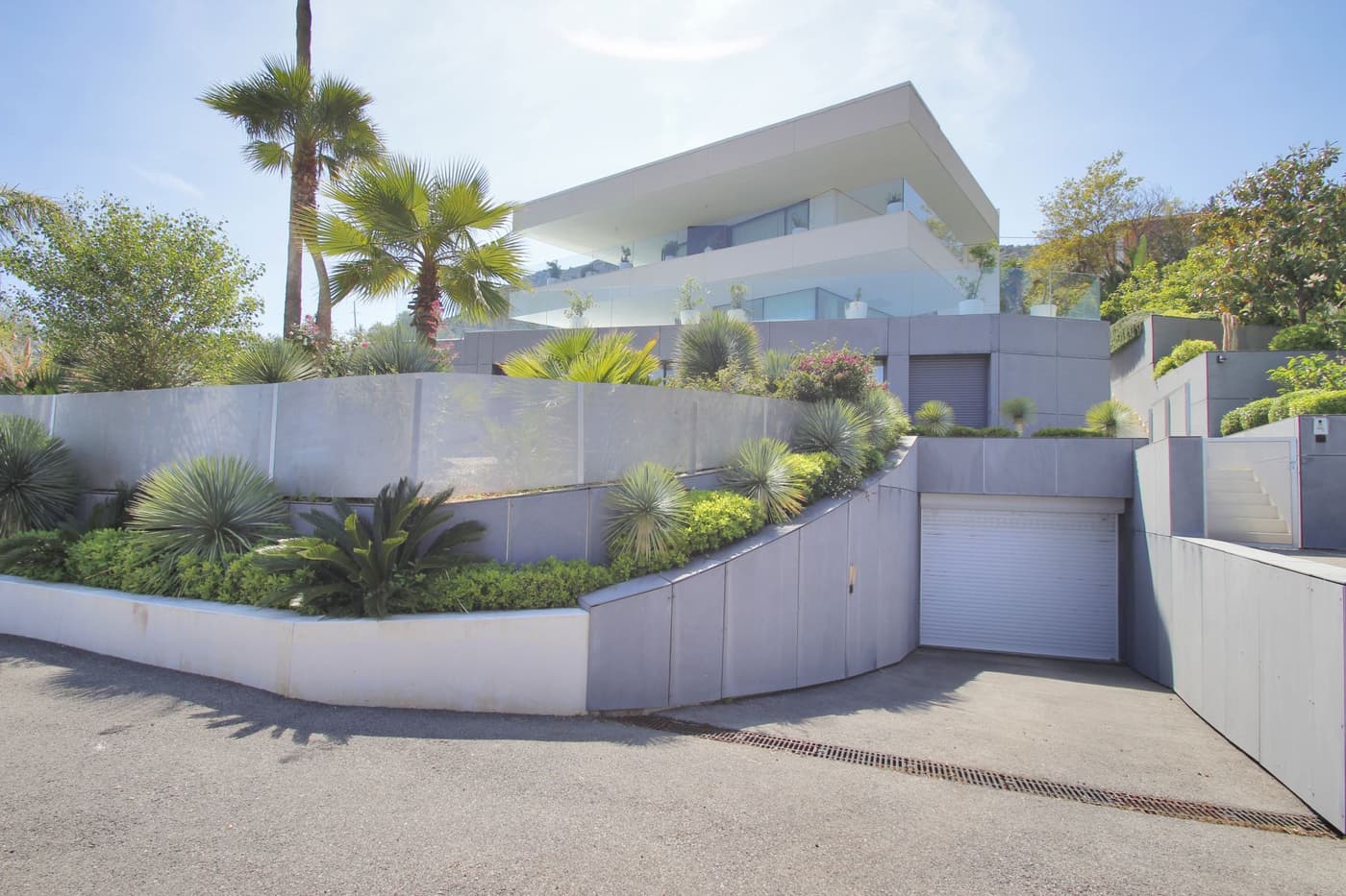 Villa Golden Eye — luxury villa photo 3