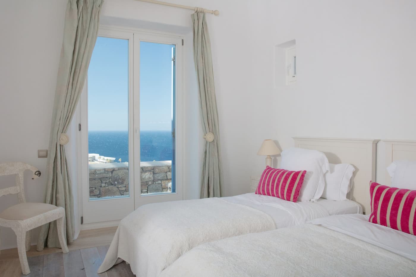 Karma Pelikanos — luxury villa photo 1