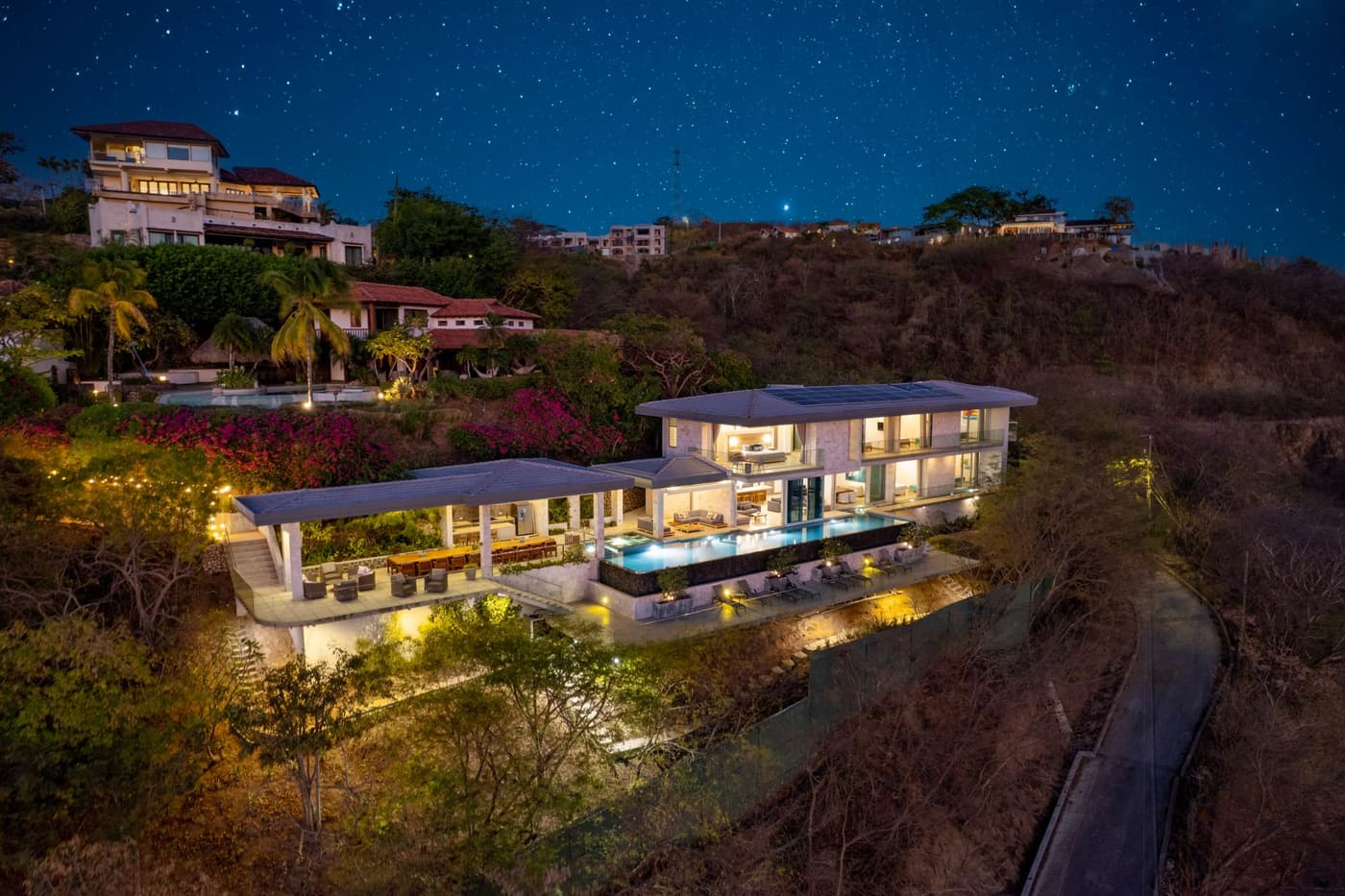 Compass House — luxury villa photo 75