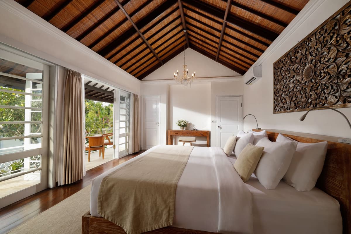 Villa Swarna — luxury villa photo 18
