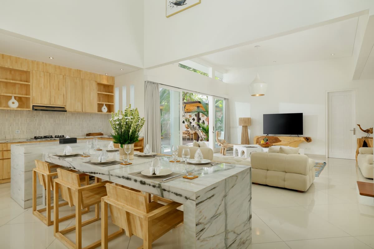 Villa The Suar Sanur — luxury villa photo 2