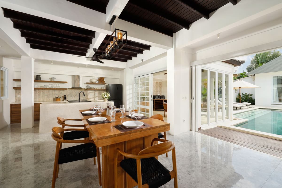 Villa Swarna — luxury villa photo 3