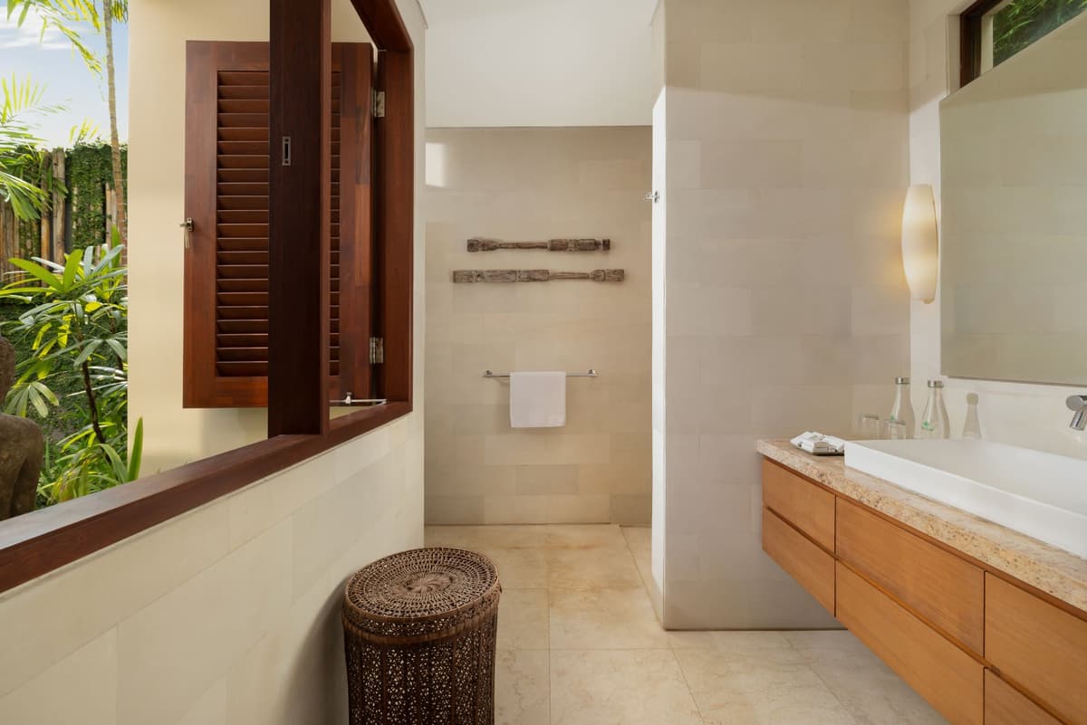 Villa The Suar Seminyak — luxury villa photo 18