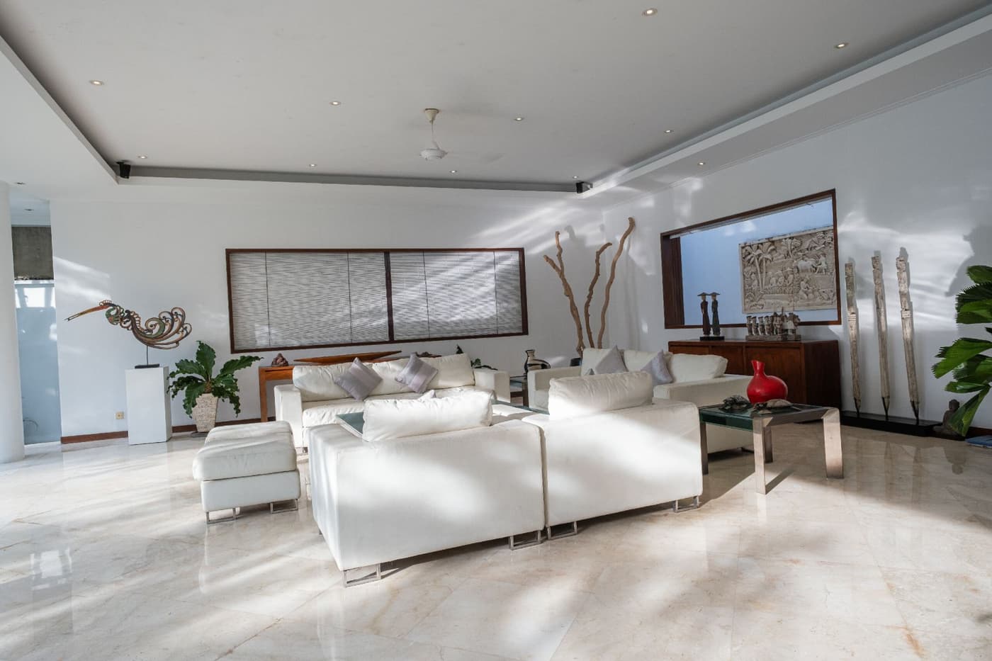 Villa Istana Putih — luxury villa photo 3