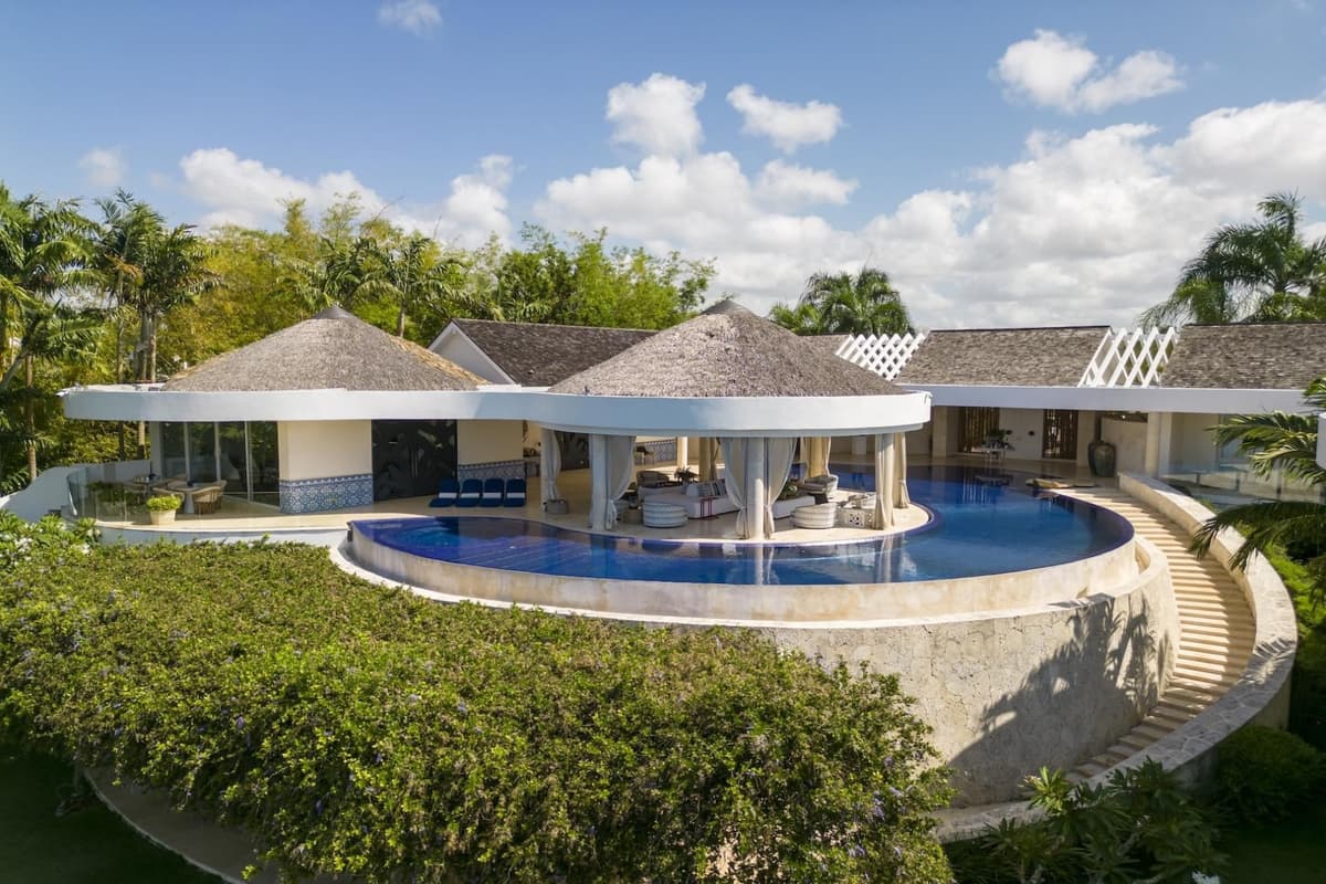 Villa Esfera — luxury villa photo 1