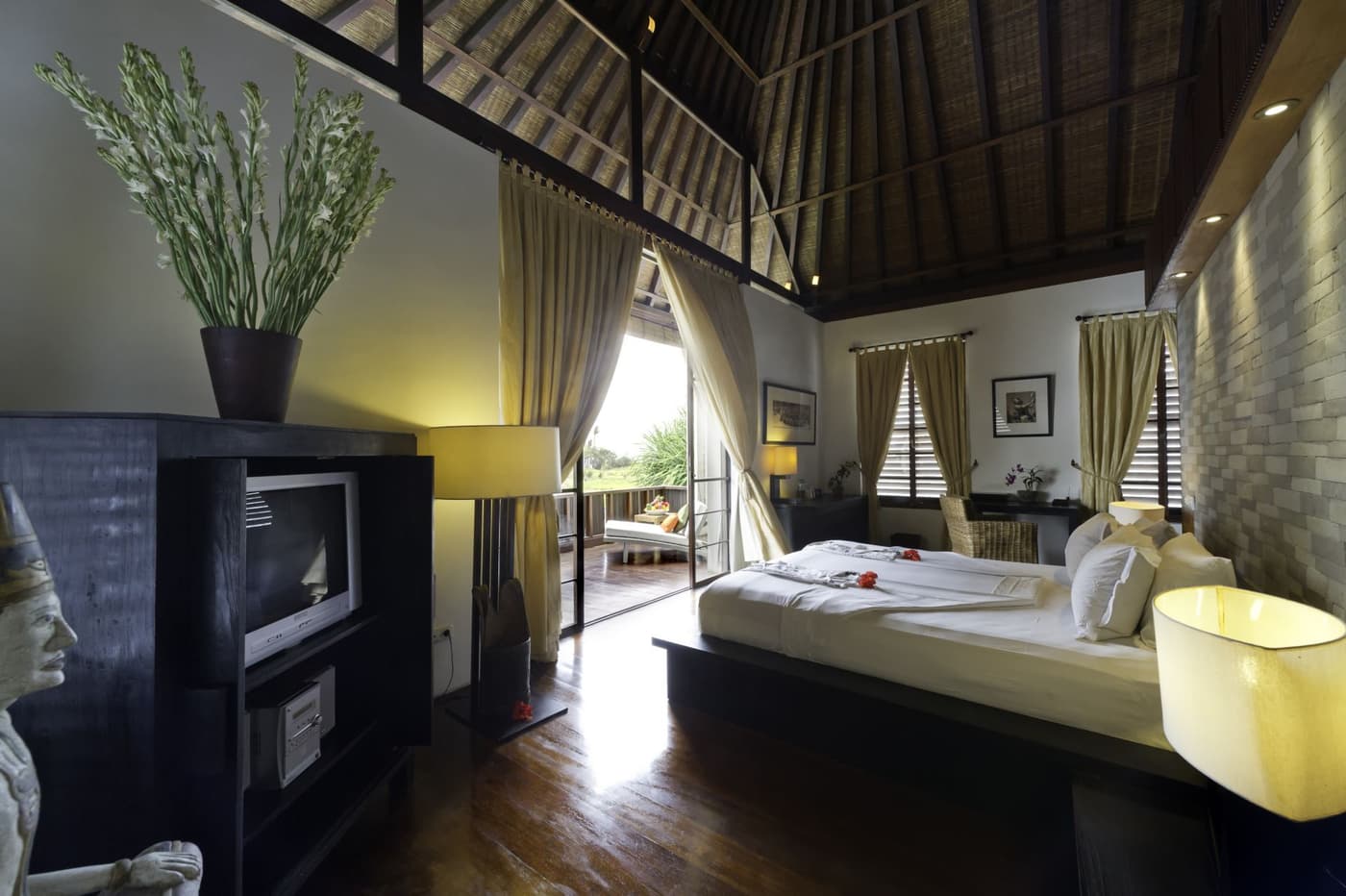 Majapahit - Villa Nataraja — luxury villa photo 1
