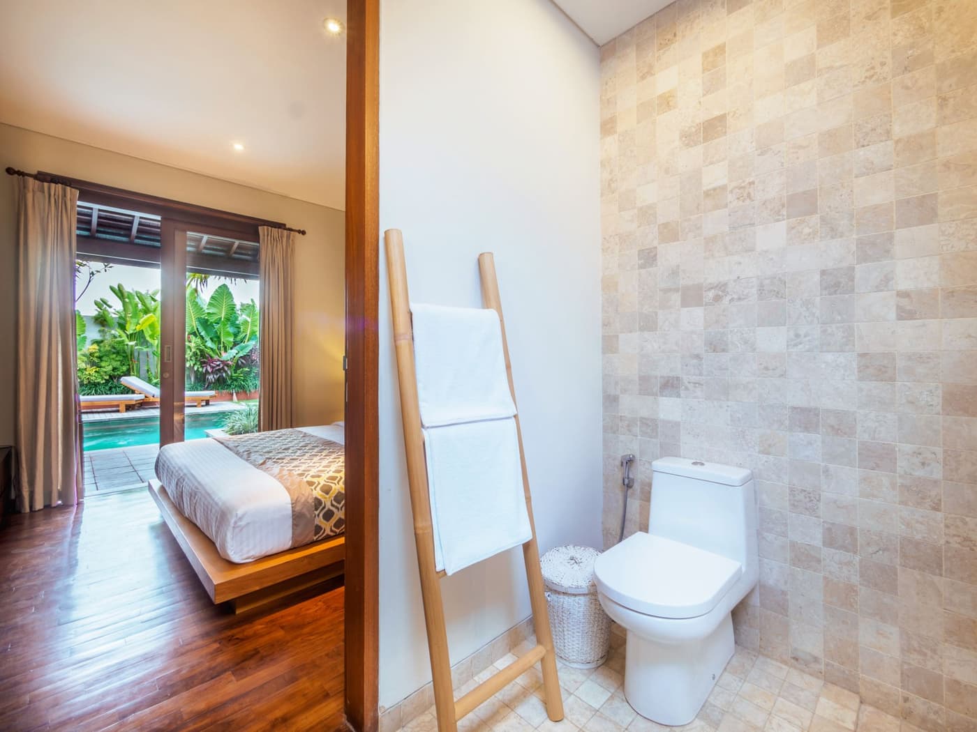 Bumbak Alamanda — luxury villa photo 3