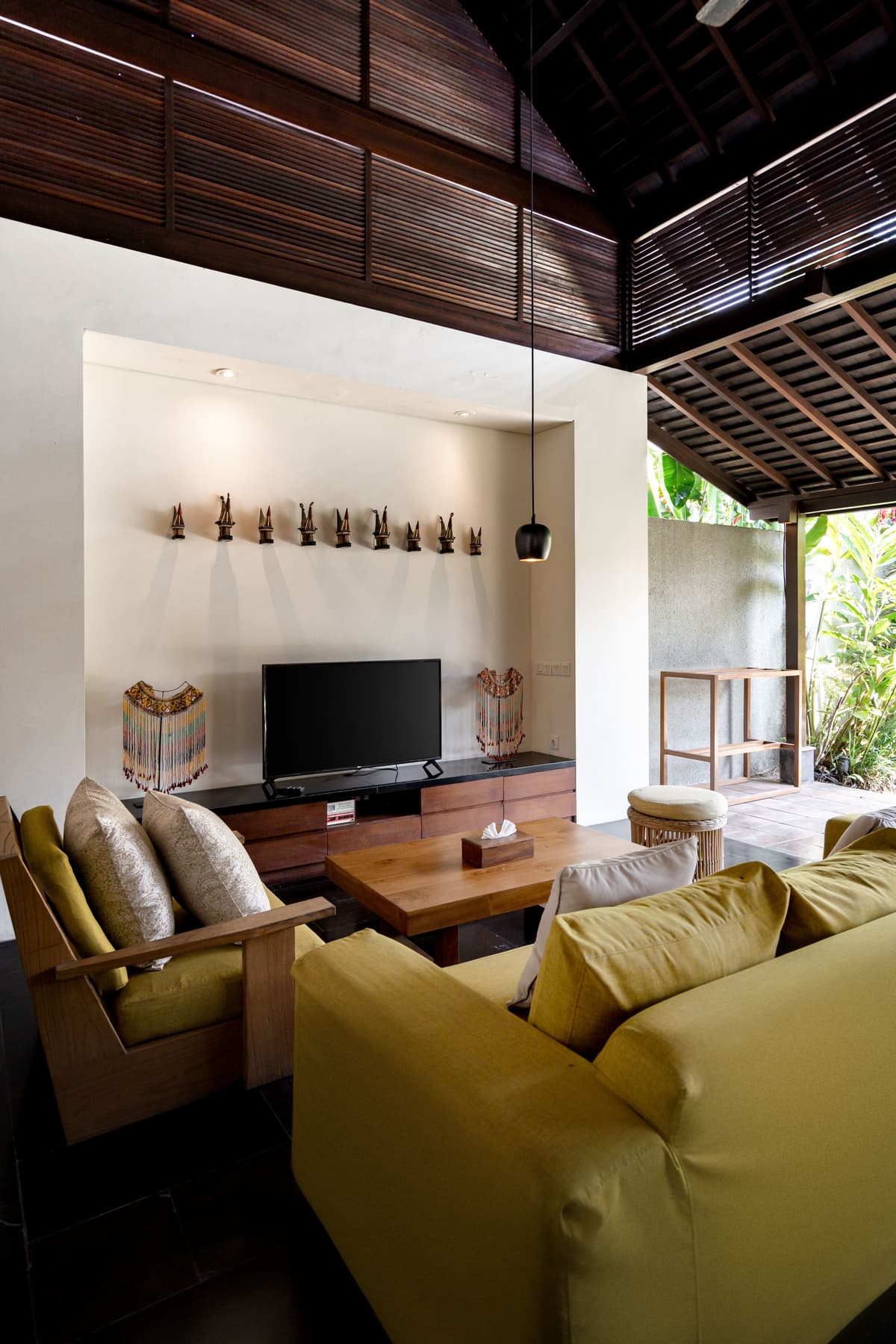 Bumbak Cempaka — luxury villa photo 35