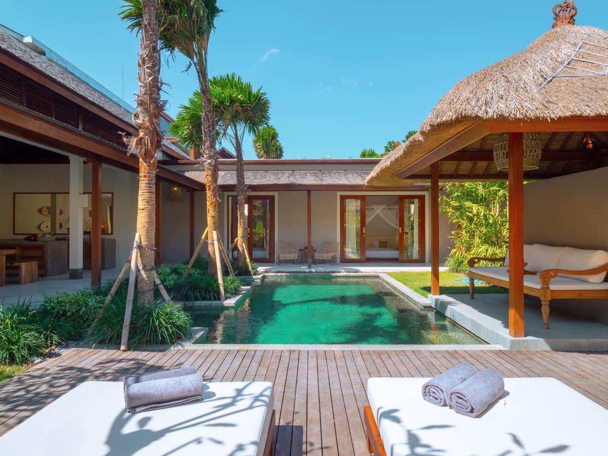 Bumbak Gardenia — luxury villa photo 1