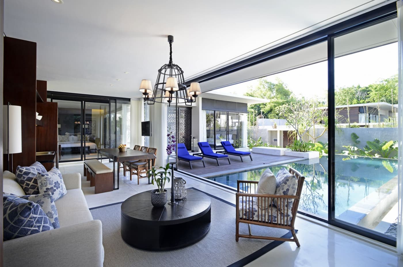 Vinila Suite — luxury villa photo 8