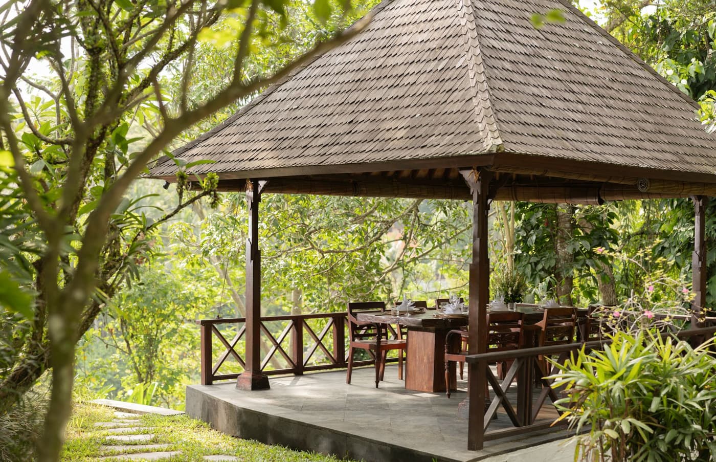 Villa Leona Suweta — luxury villa photo 3