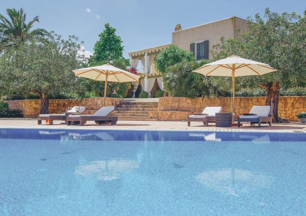 Can Vicent Deluxe — luxury villa photo 2