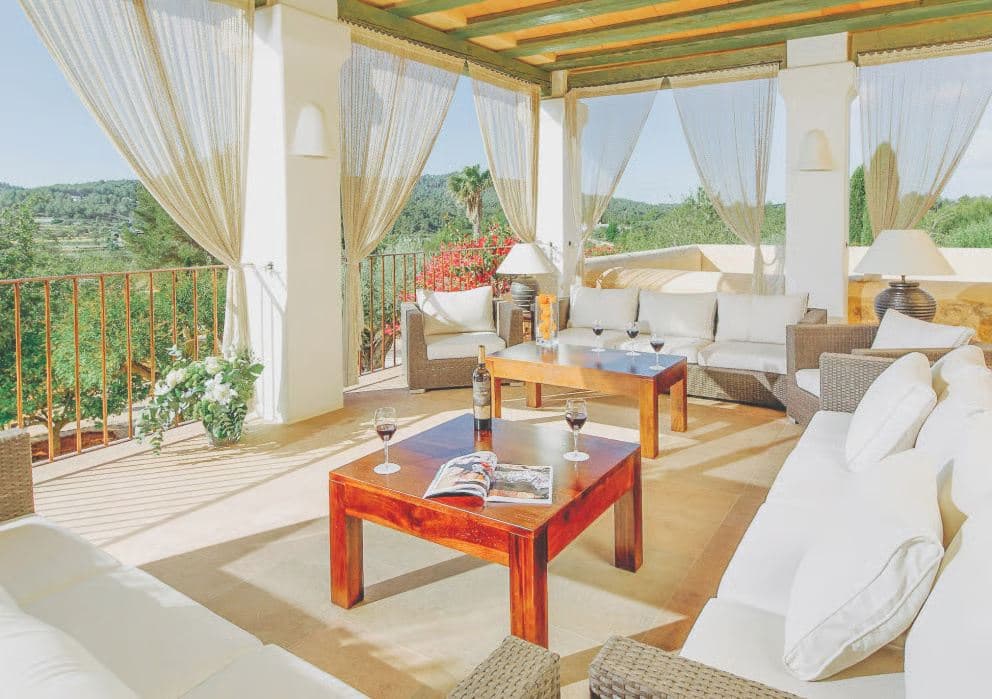 Can Vicent Deluxe — luxury villa photo 3