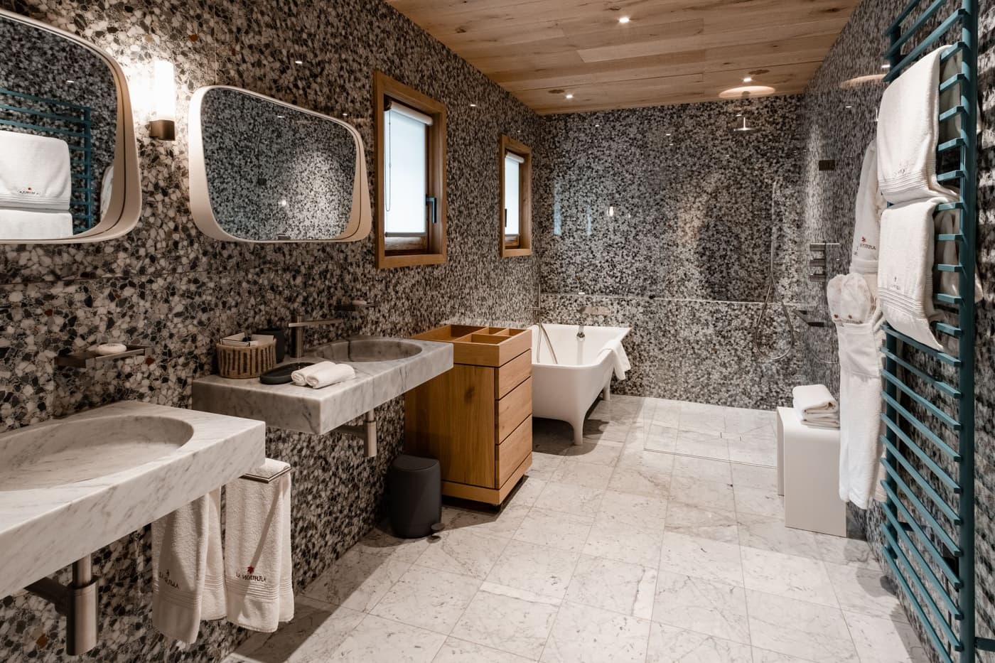 Chalet La Grange — luxury villa photo 3