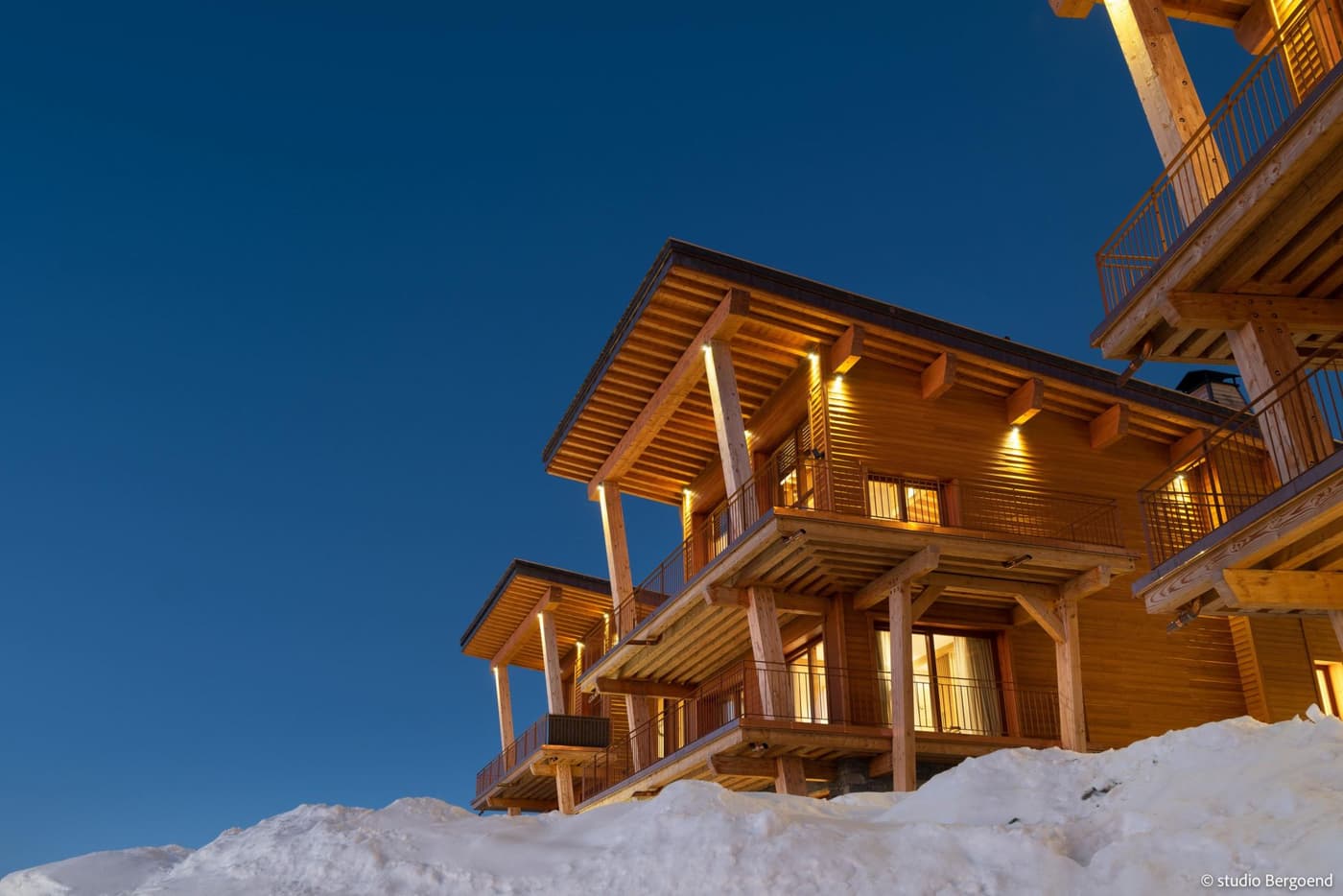 Chalet Osarcs Mille 8 — luxury villa photo 3