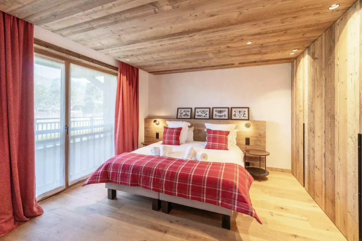 Chalet Bois du Fontanil — luxury villa photo 3
