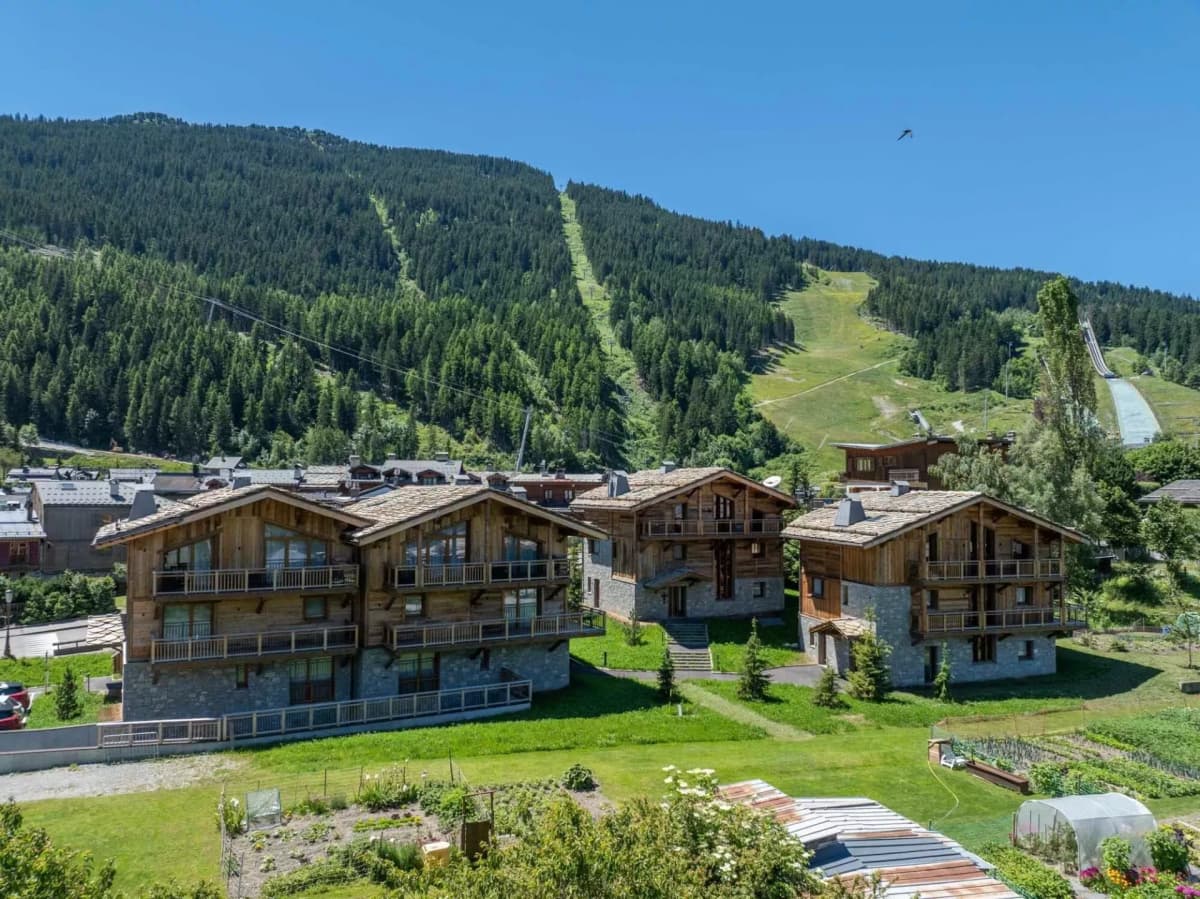 Chalet Bois du Fontanil — luxury villa photo 1