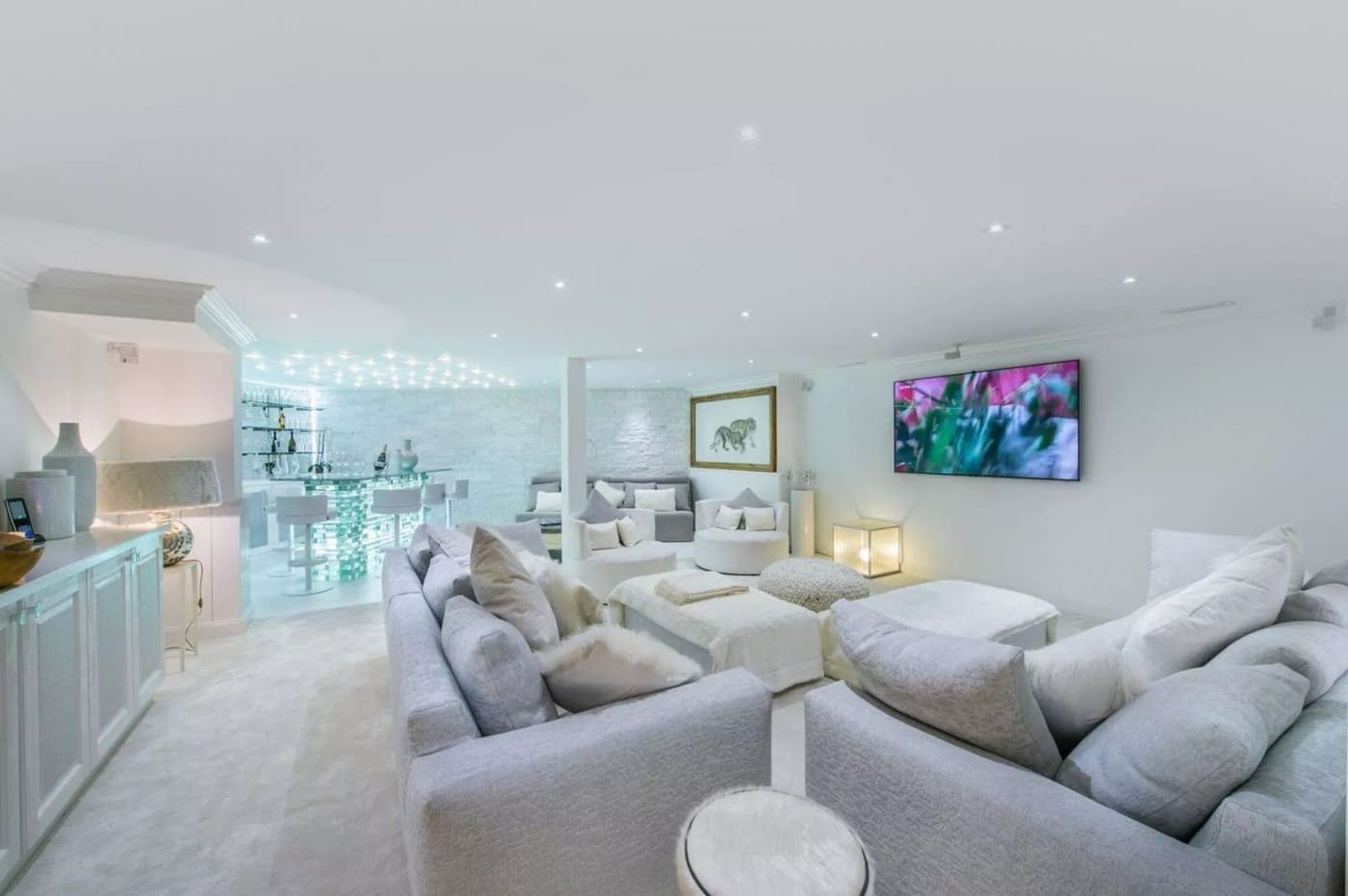 Villa White Dream — luxury villa photo 1