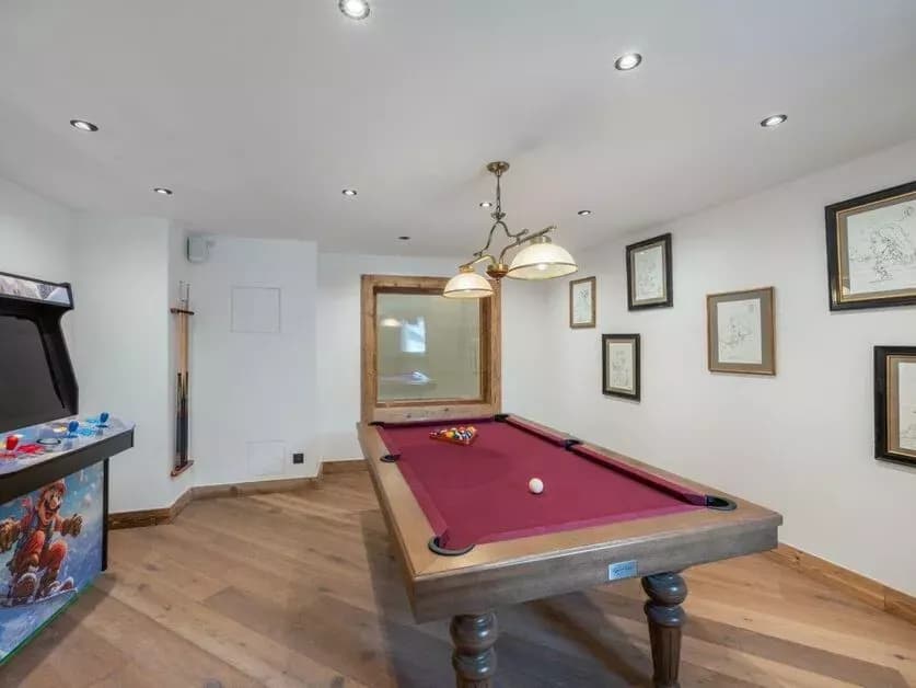Chalet Elgie — luxury villa photo 1