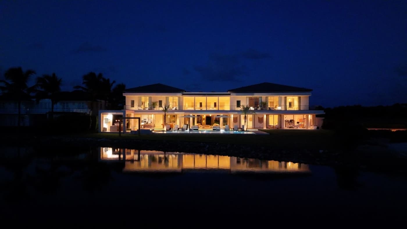 Villa Solara — luxury villa photo 1