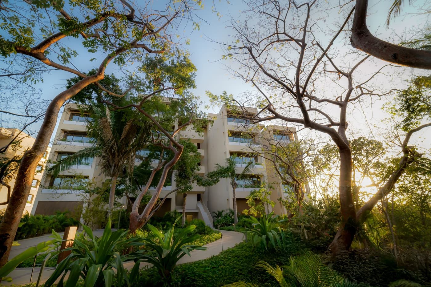 Villa Surf Residences 312 — luxury villa photo 1