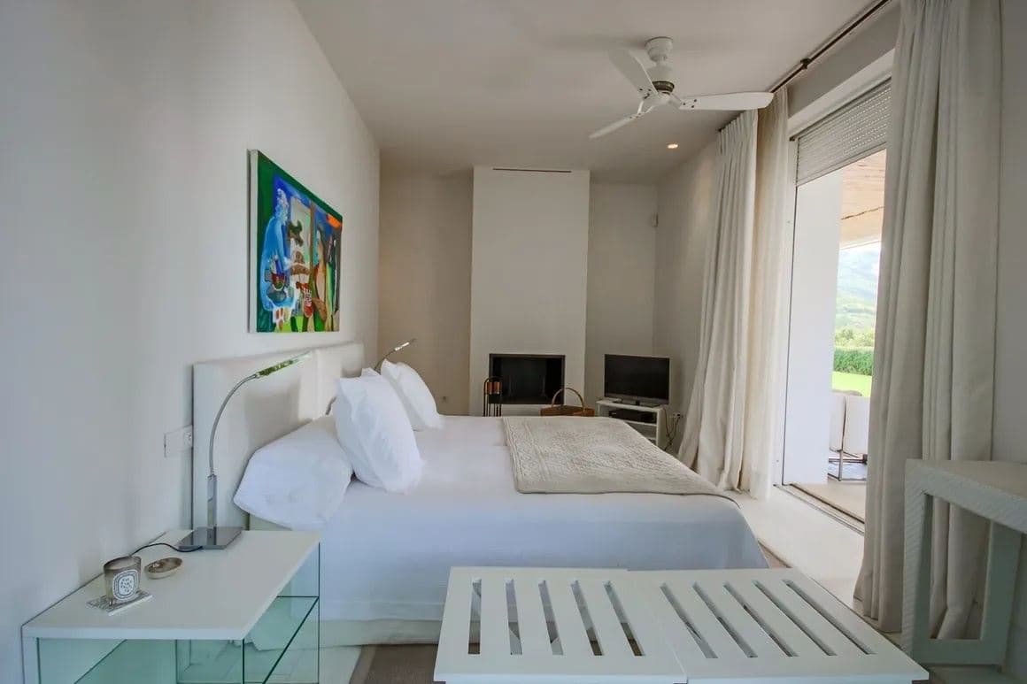 Villa Bandida — luxury villa photo 1