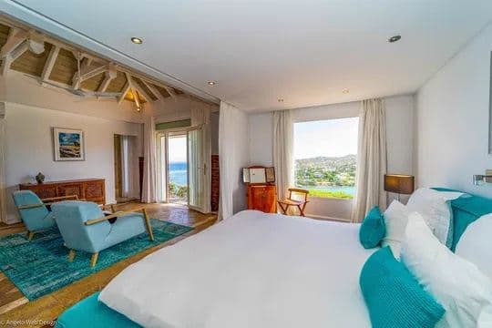 Arrow Estate — luxury villa photo 2
