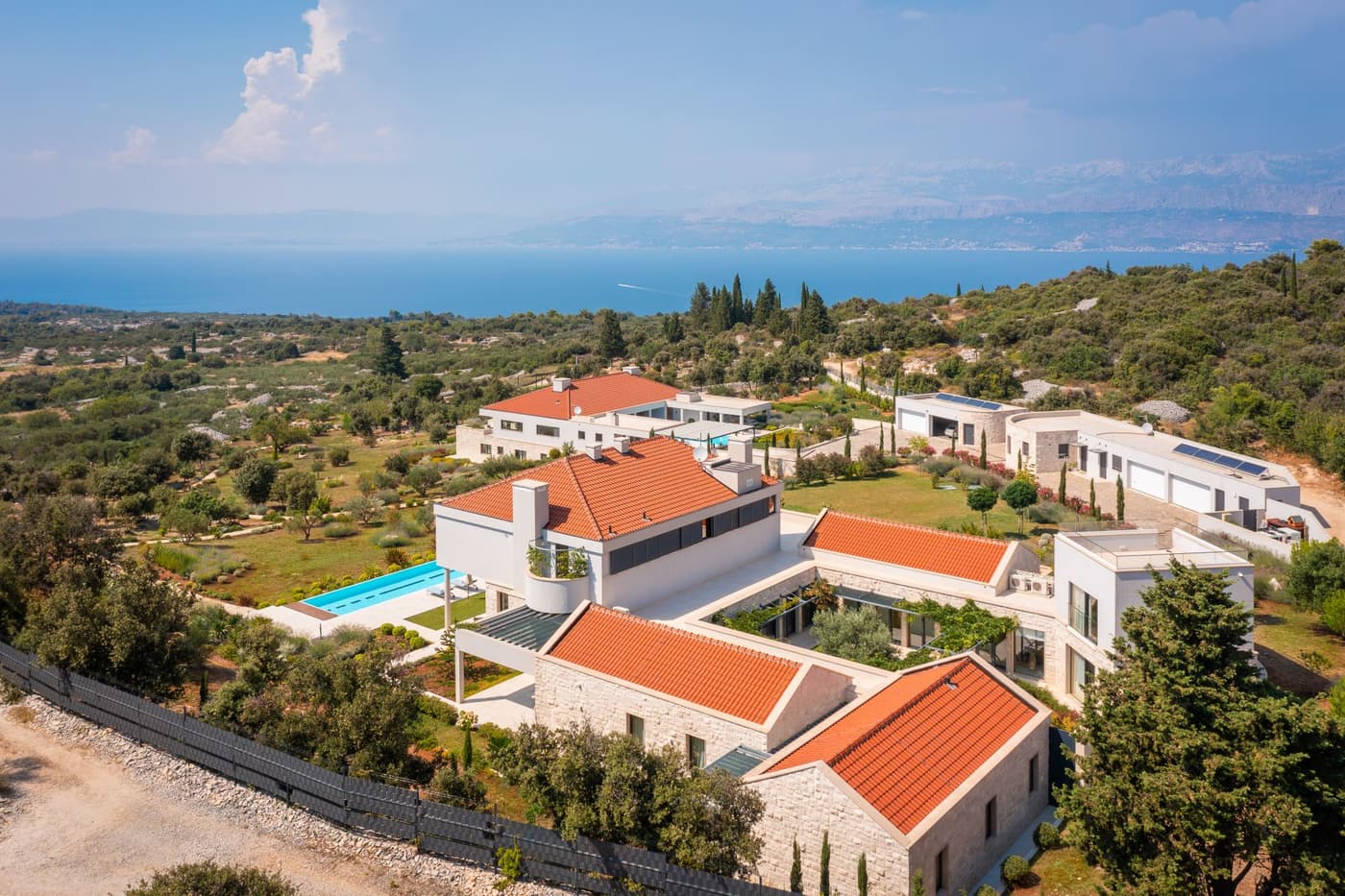 Tranquility Luxury Estate — luxury villa photo 2