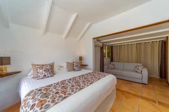 Villa Casanova — luxury villa photo 2