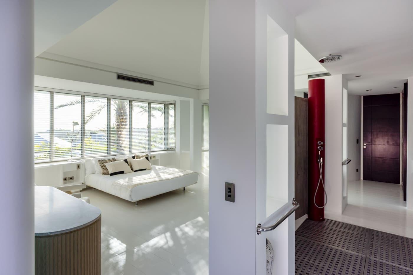 Villa Pyramide — luxury villa photo 3