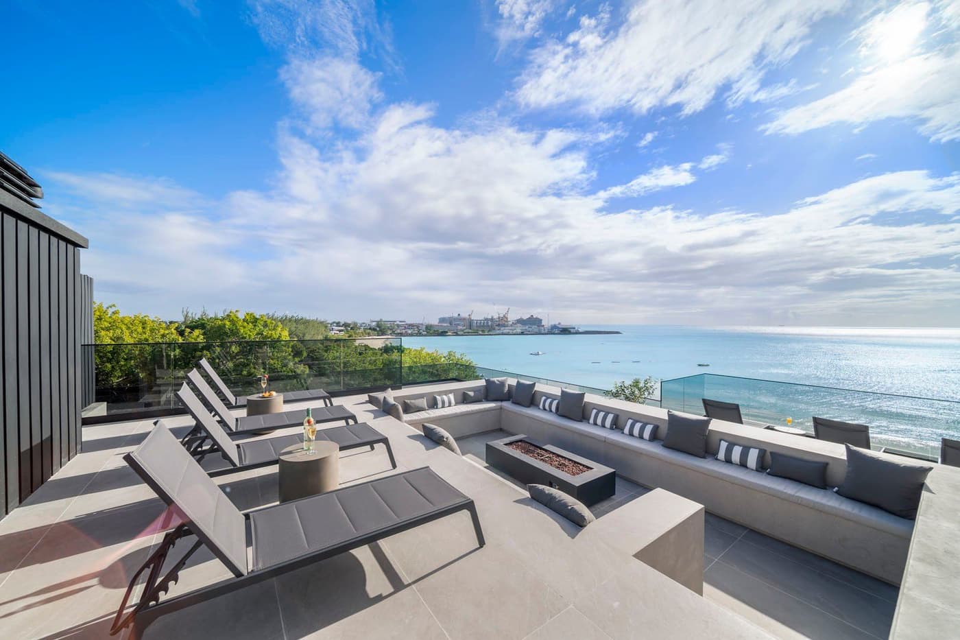 Allure 204 — luxury villa photo 1