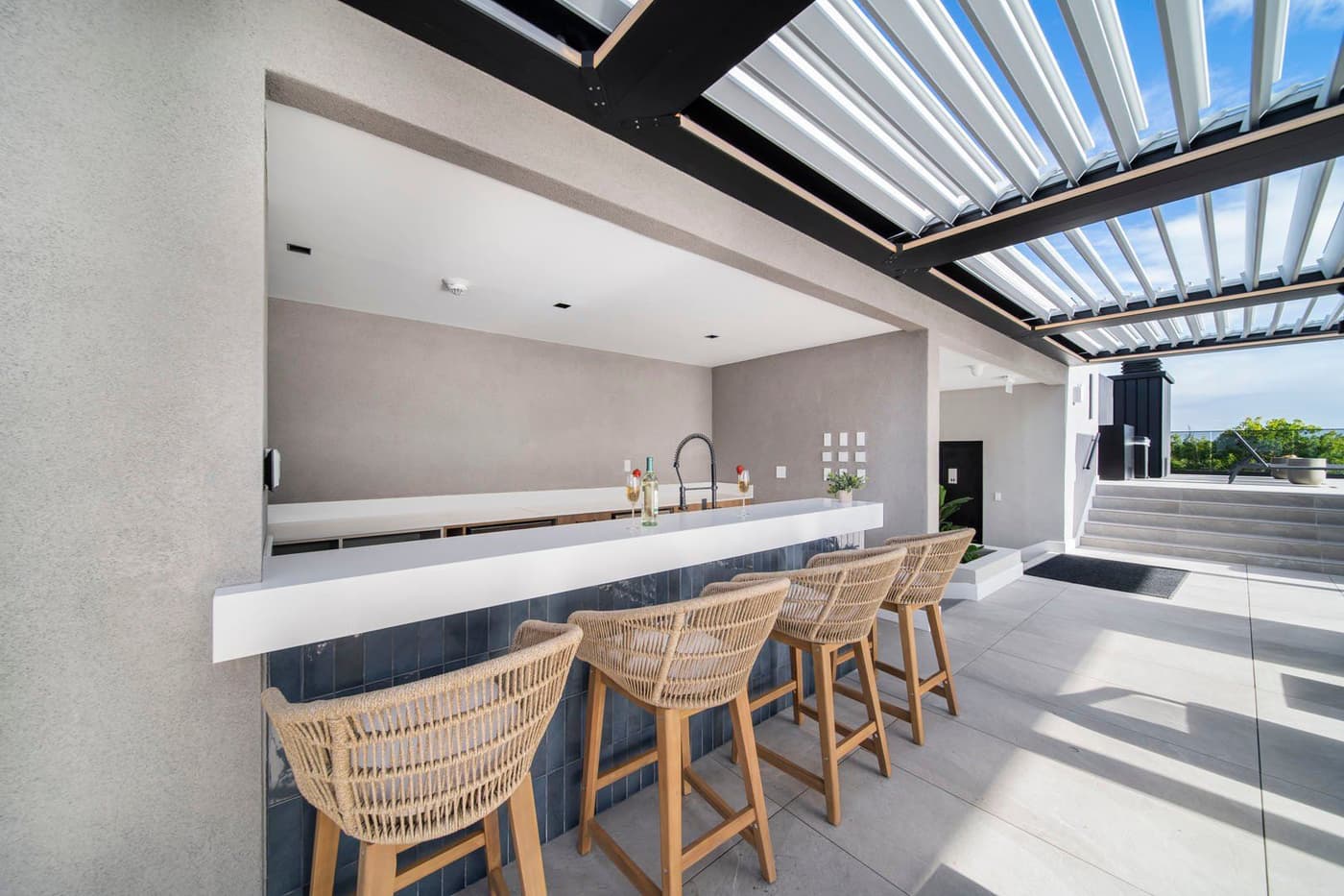 Allure 202 — luxury villa photo 2