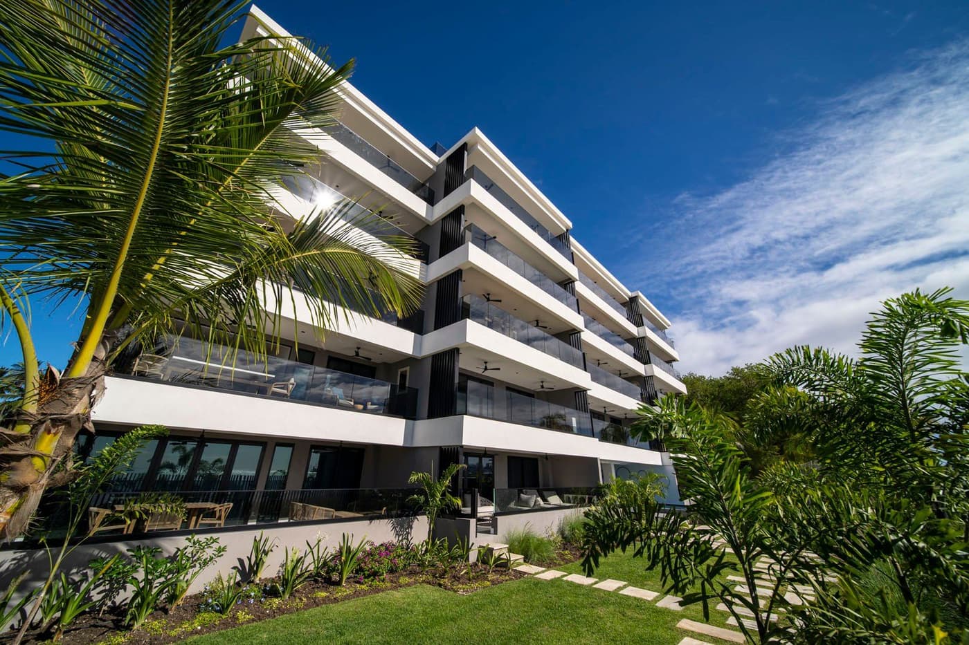 Allure 102 — luxury villa photo 1