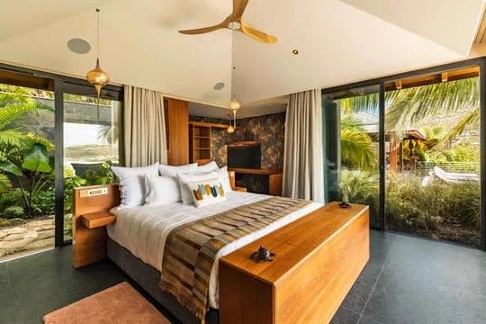 Issayah Estate — luxury villa photo 2
