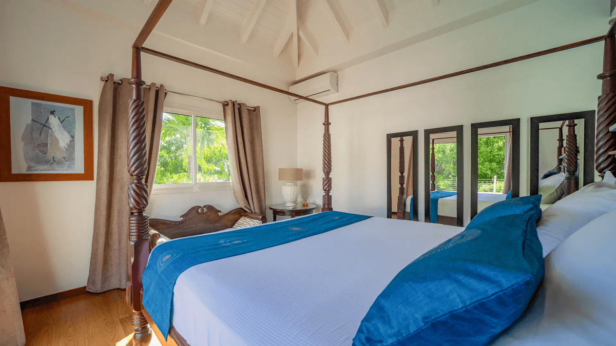 Villa Petit Paradis — luxury villa photo 1