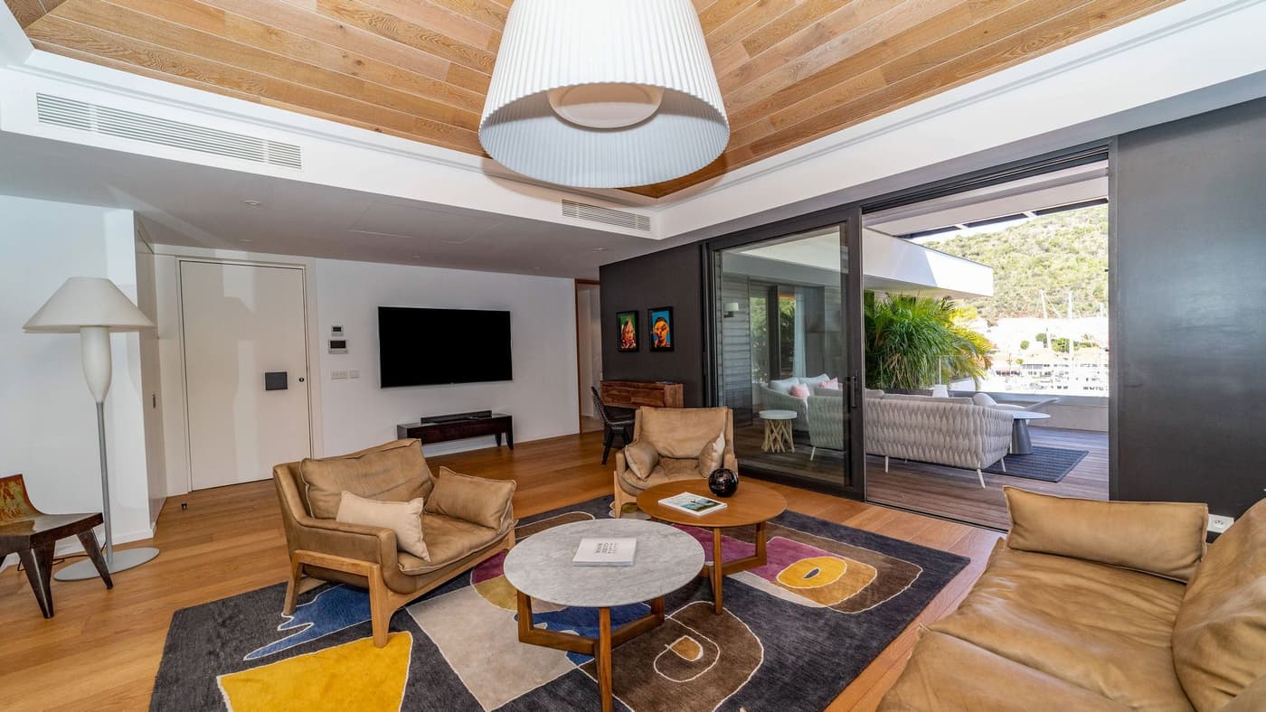 Villa Mardix Light — luxury villa photo 1